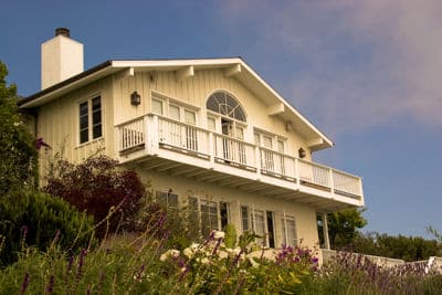 Beautiful Cliffside Malibu is a licensed dual diagnois and addiction treatment facility