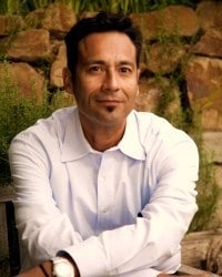Edward Tovar Edward Tovar