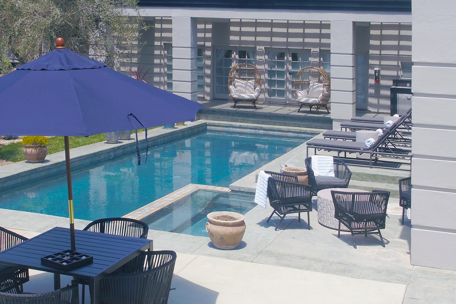 Cliffside Malibu Pool