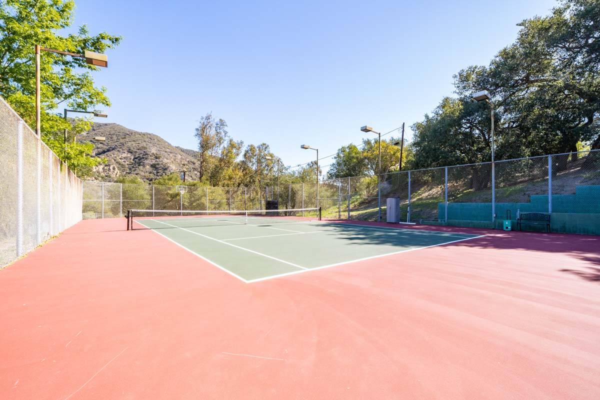 Outdoor tennis court at Cliffside Malibu, a residential treatment center in Malibu, California.